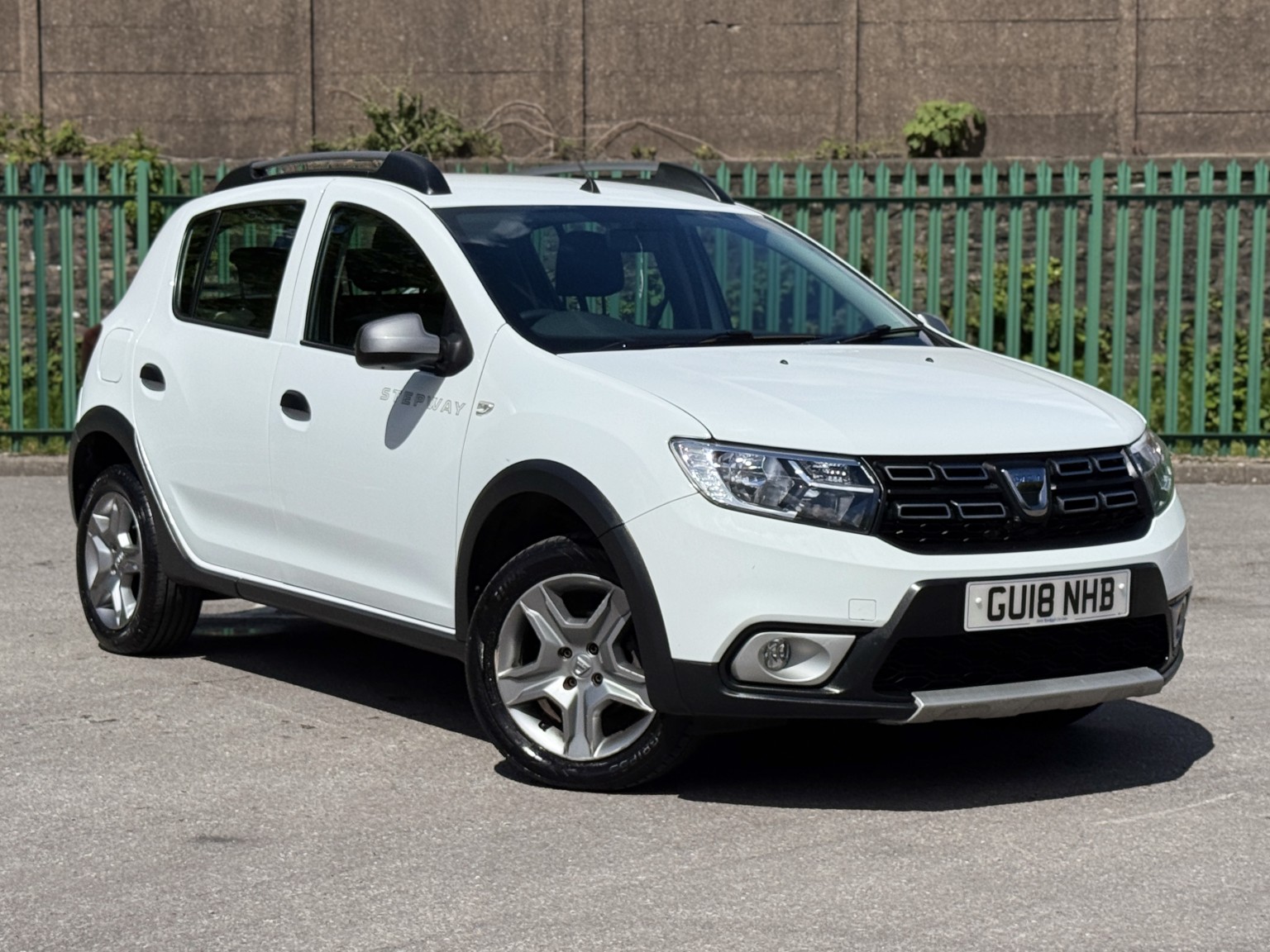 2018 Dacia SANDERO STEPWAY 0.9 Stepway Laureate TCe 90 for sale, exterior front view