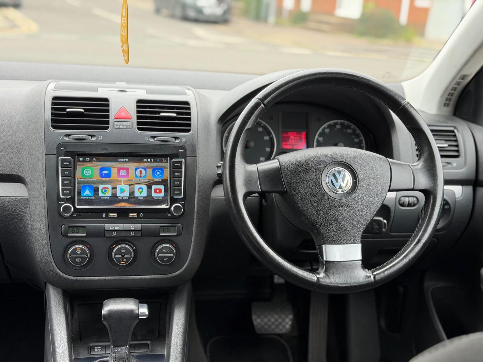 2009 Volkswagen JETTA 1.4 TSI SE DSG Euro 4 4dr, exterior view 3