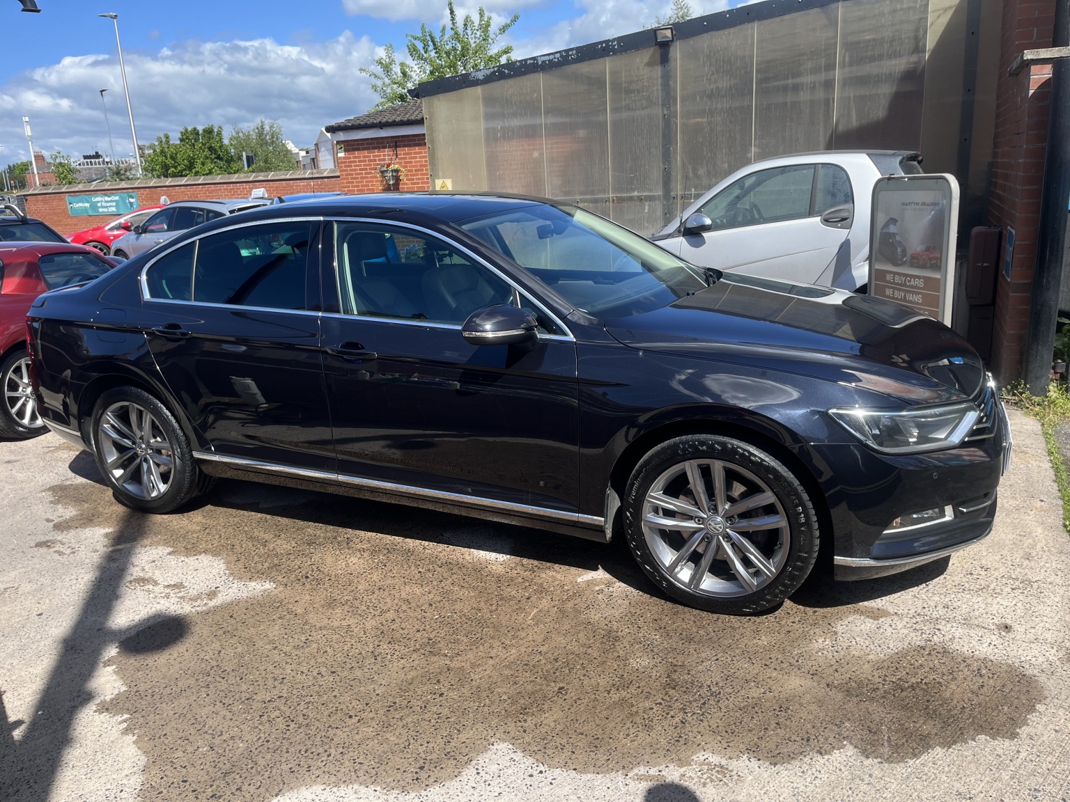 2017 Volkswagen PASSAT 2.0 TDI GT, exterior view 3