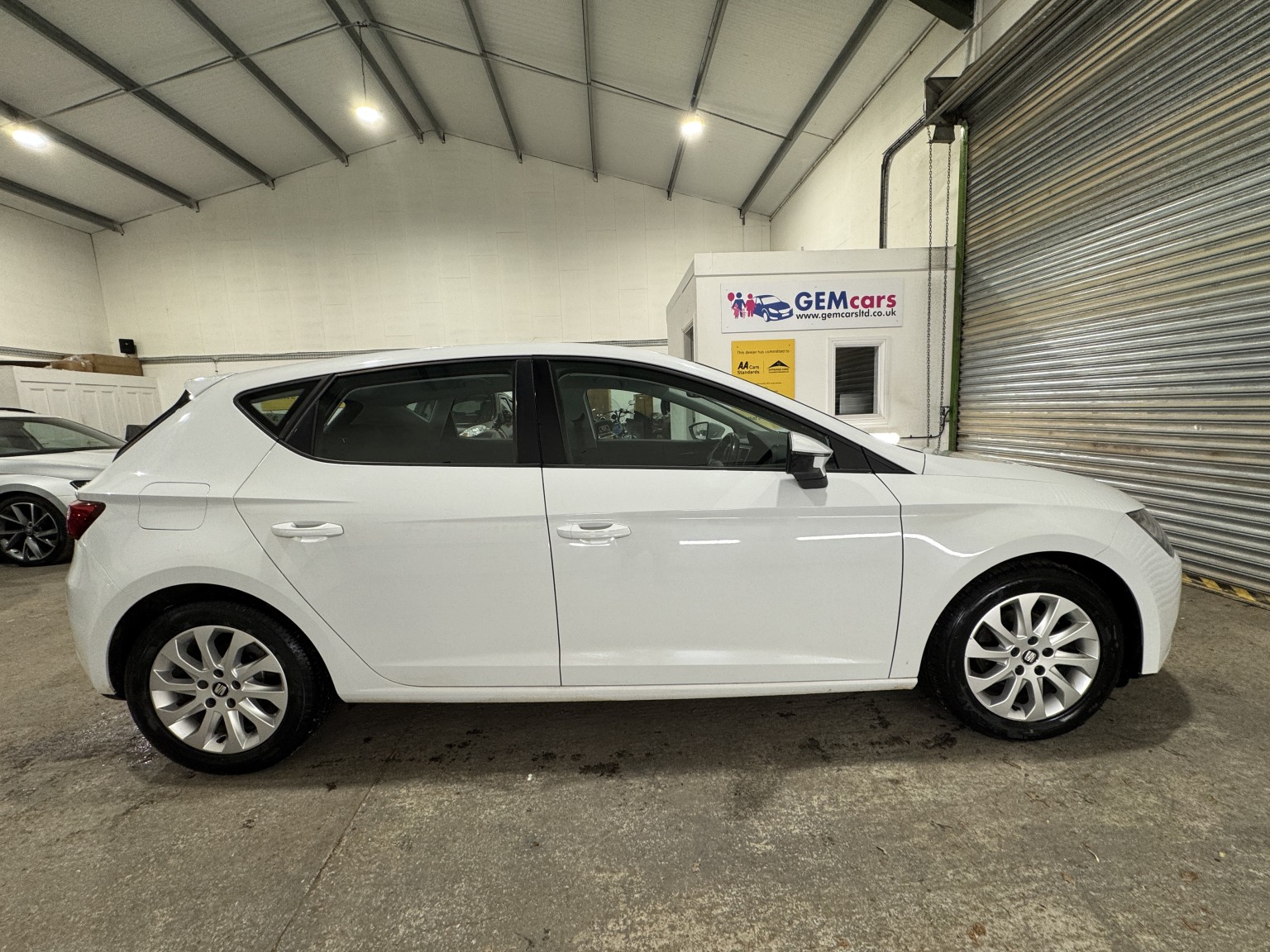 2017 SEAT LEON 1.6 TDI SE, exterior view 4