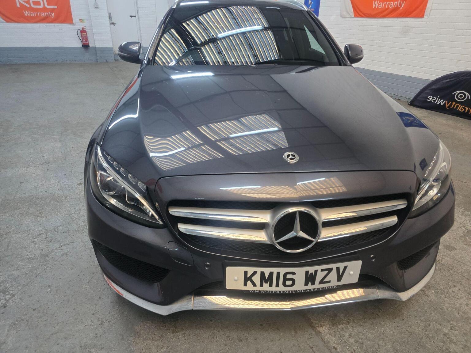 2016 Mercedes-Benz C CLASS 2.1 C250d AMG Line (Premium Plus) 7G-Tronic+ Euro 6 (s/s) 5dr, exterior view 3