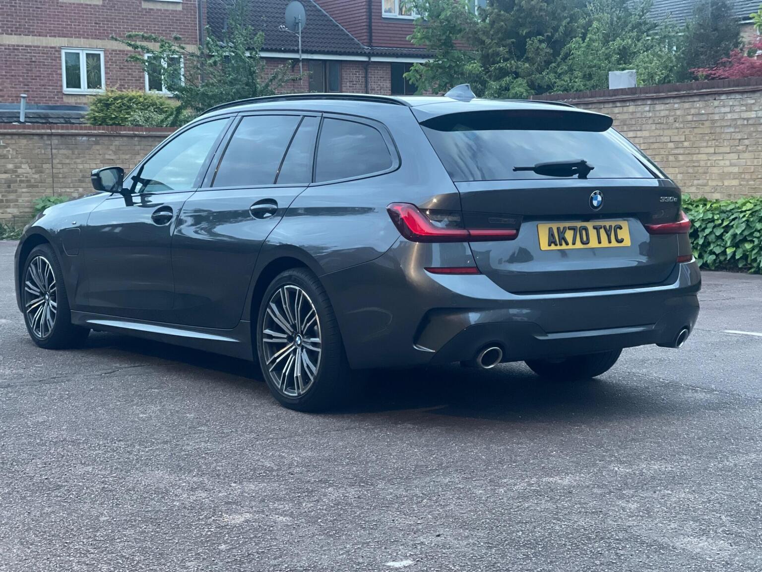 2021 BMW 3 SERIES 2.0 330e 12kWh M Sport Touring Auto Euro 6 (s/s) 5dr, exterior view 4
