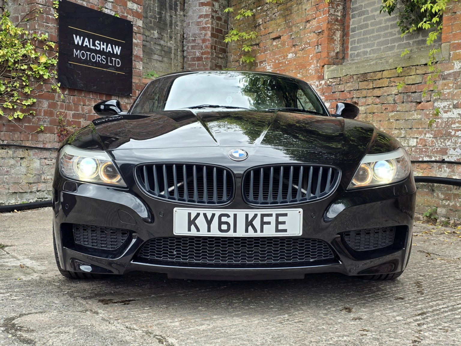 2011 BMW Z4 2.5 Z4 sDrive23i M Sport Highline Edition, exterior view 2