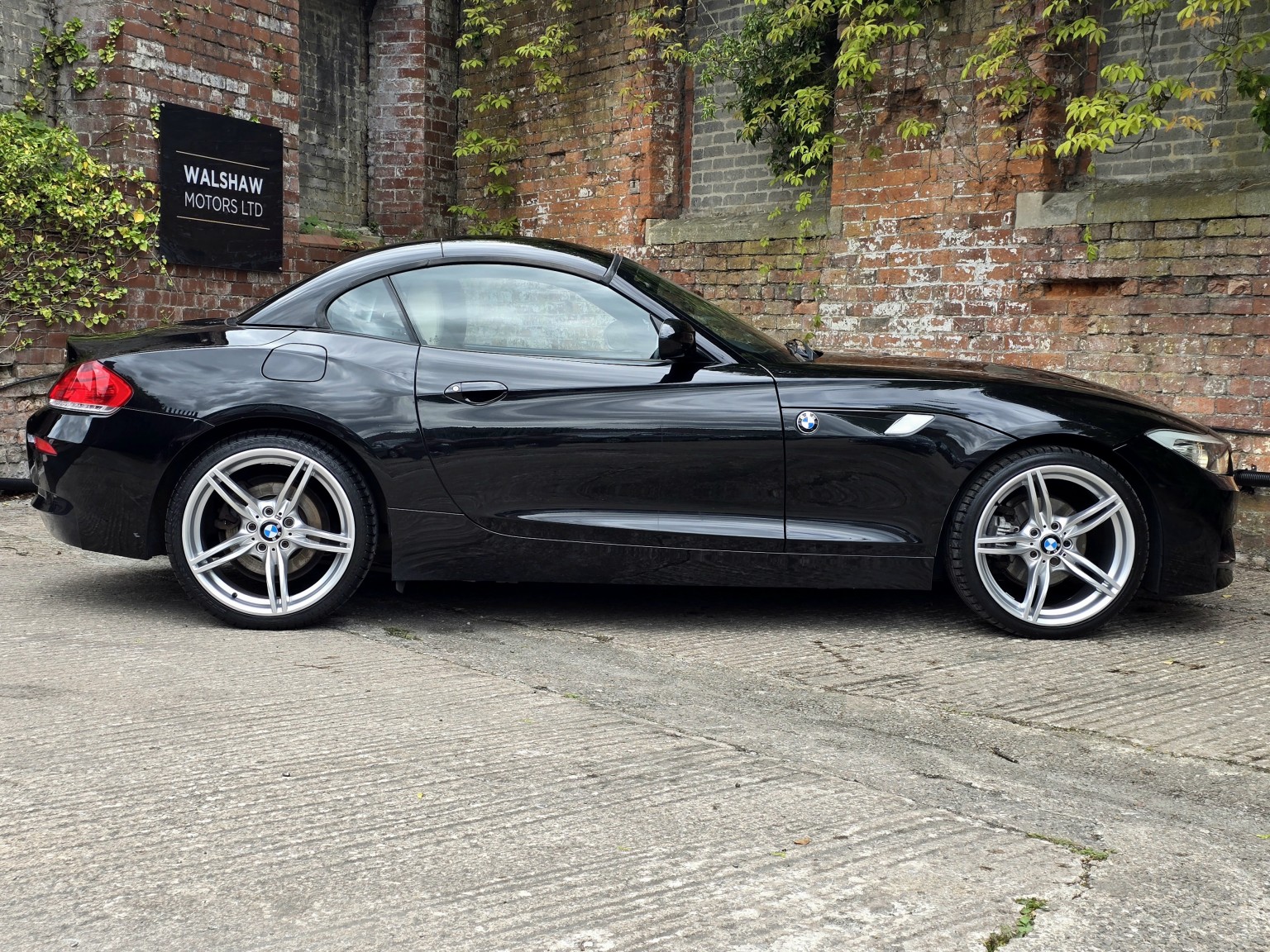 2011 BMW Z4 2.5 Z4 sDrive23i M Sport Highline Edition, exterior view 4