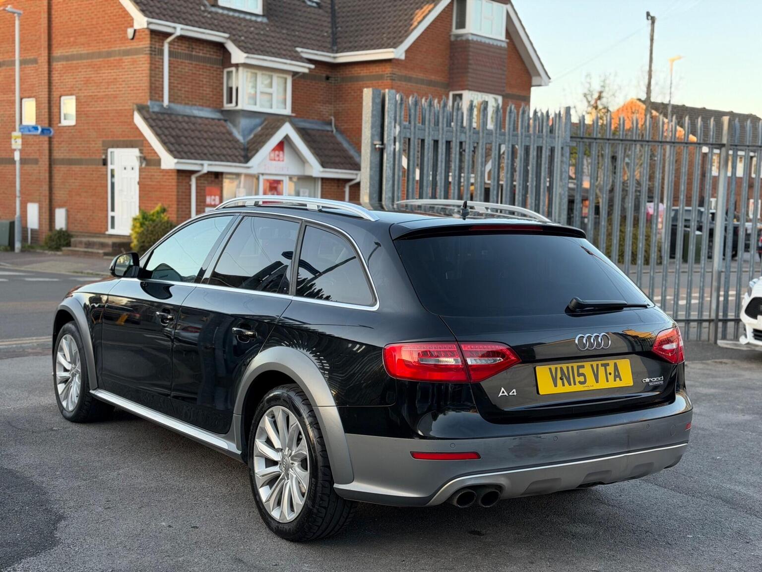 2015 Audi A4 ALLROAD 2.0 TDI S Tronic quattro Euro 5 (s/s) 5dr, exterior view 4