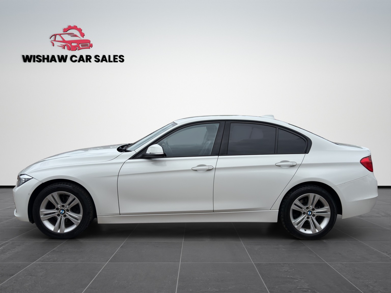 2015 BMW 3 SERIES 2.0 320d Sport Saloon, exterior view 4