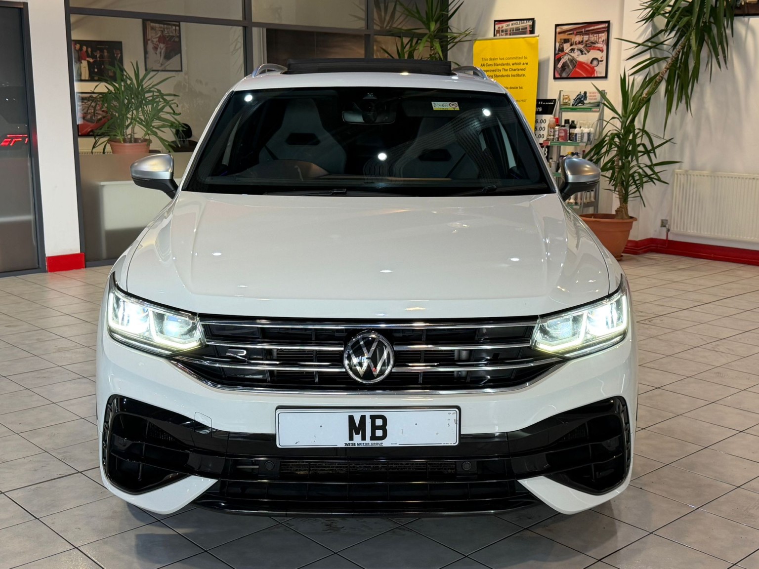 2021 Volkswagen TIGUAN 2.0 TSI R, exterior view 4