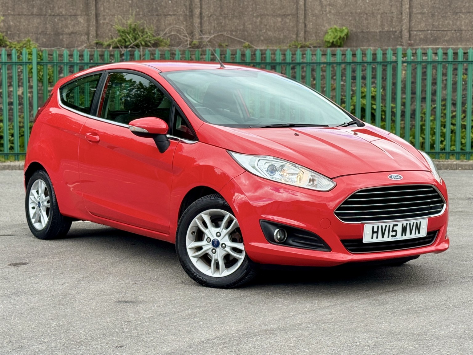 2015 Ford FIESTA 1.25 Zetec for sale, exterior front view