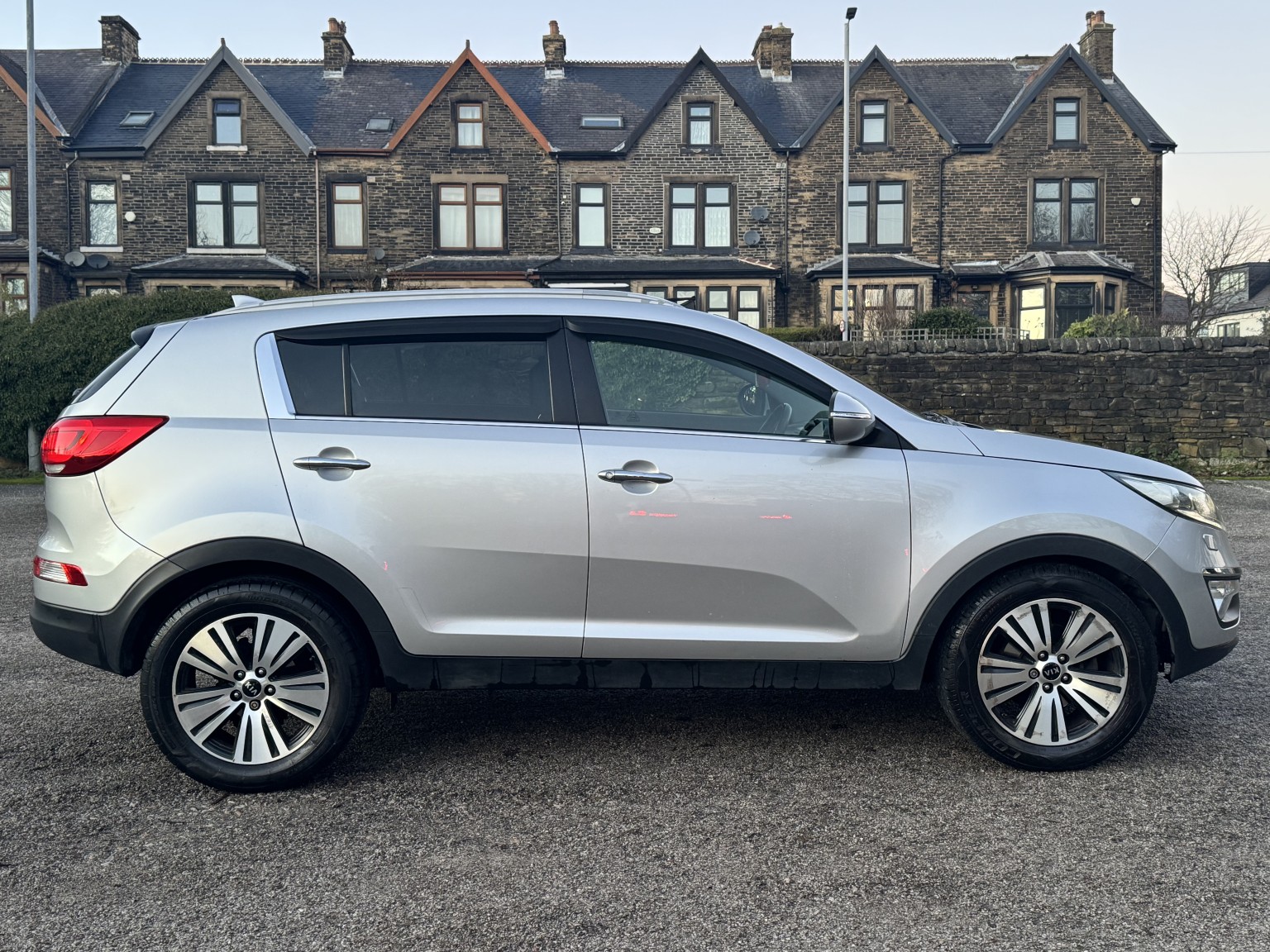 2014 Kia SPORTAGE 1.7 CRDi EcoDynamics 3, exterior view 2