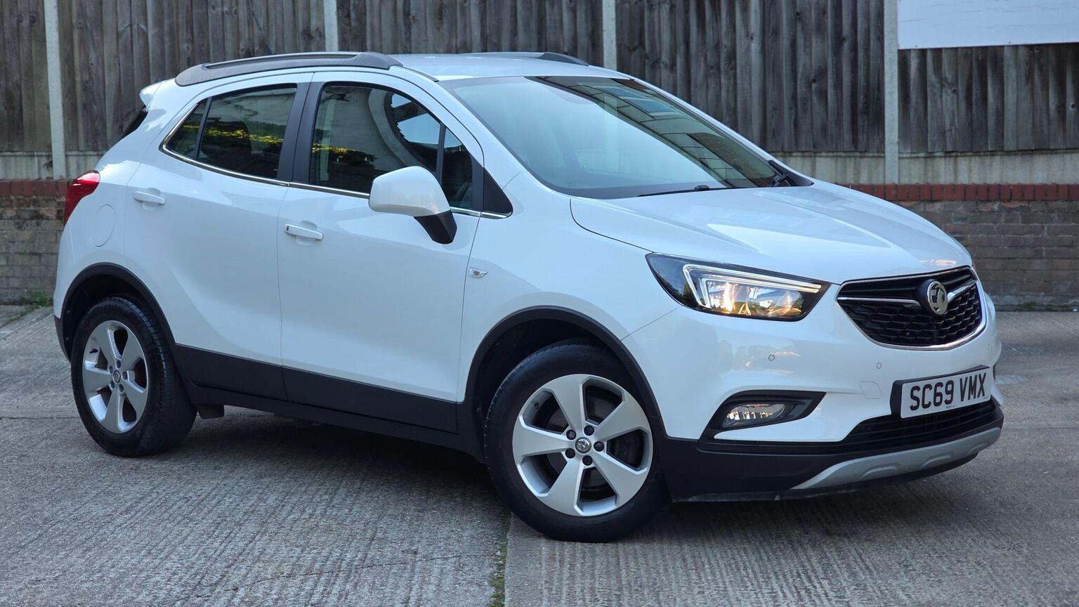 2019 Vauxhall MOKKA X 1.4i Turbo Elite Nav Auto Euro 6 5dr for sale, exterior front view