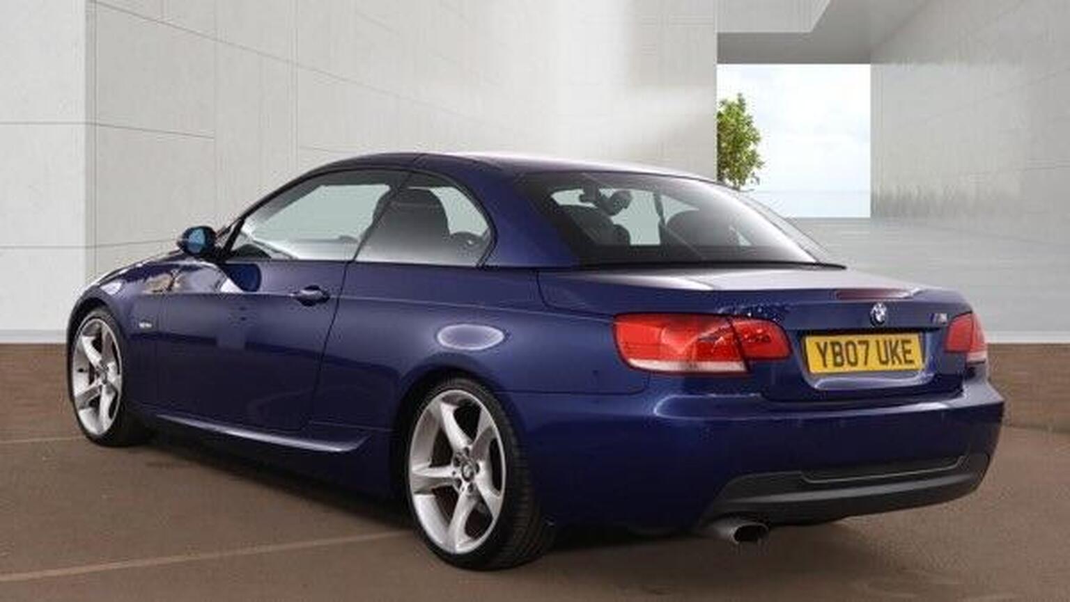 2007 BMW 3 SERIES 2.0 320i M Sport Euro 4 2dr, exterior view 4