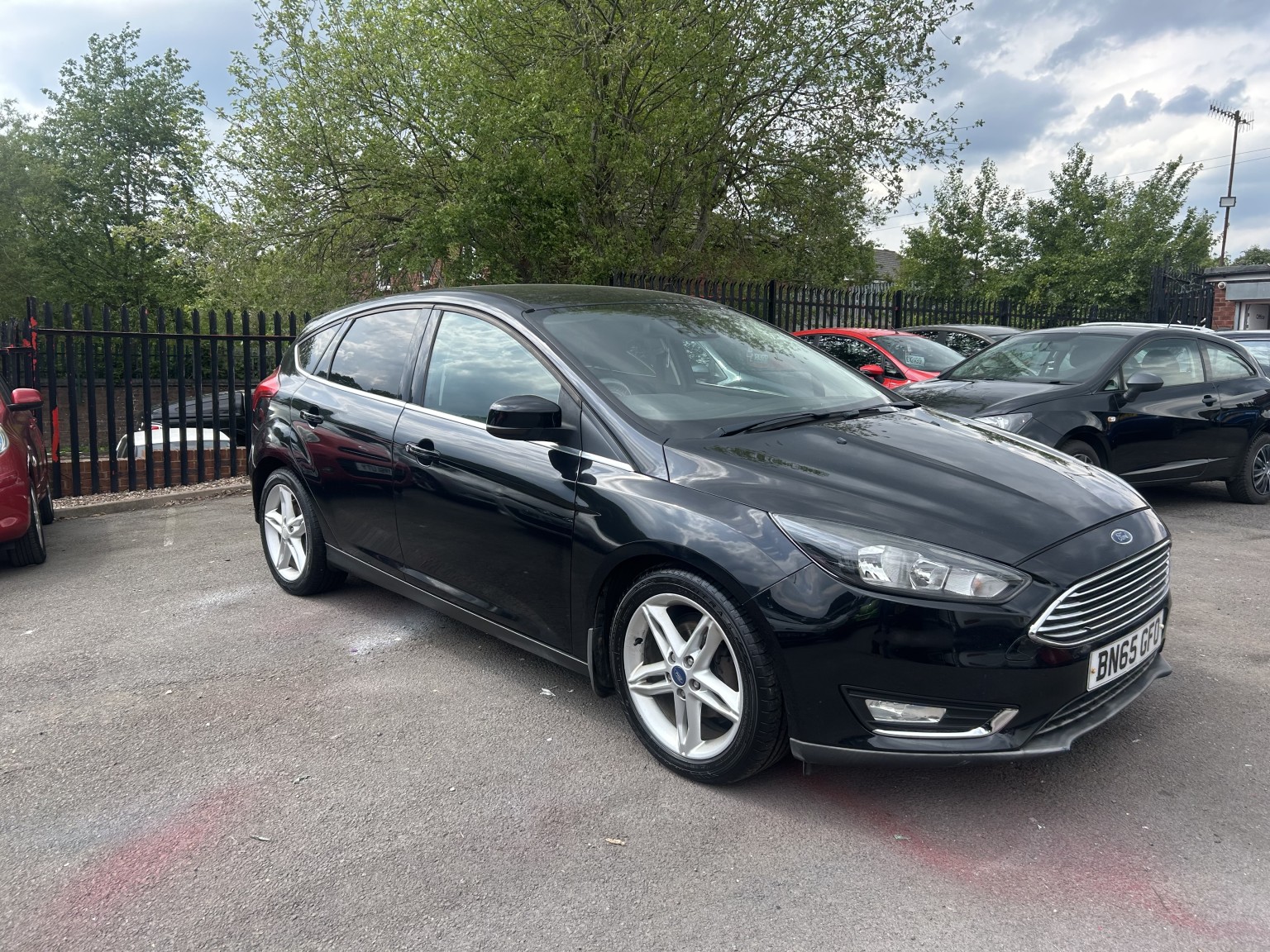 2015 Ford FOCUS 1.5 TDCi Titanium, exterior view 2